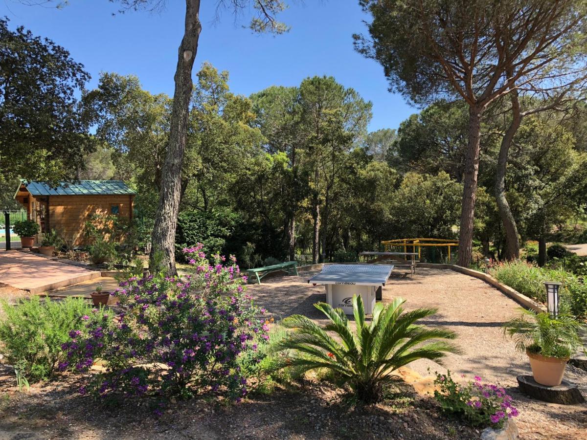 Camping De Parpaillon Roquebrune-sur Argens Bagian luar foto